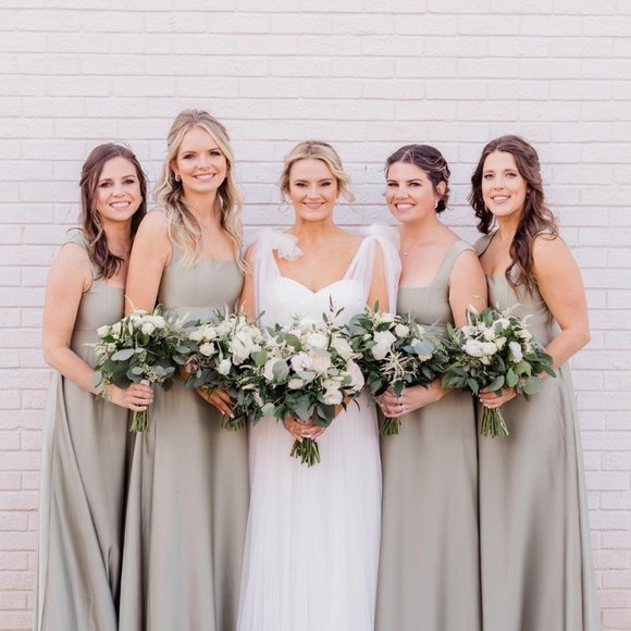 Show me your Mumu Madi Gown Bridesmaid Dress - Picture 5 of 6